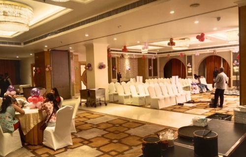 BEST BANQUET IN VARANASI (3)