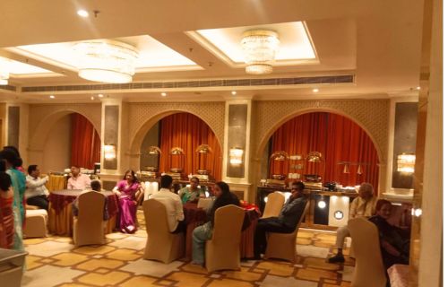 BEST BANQUET IN VARANASI (6)